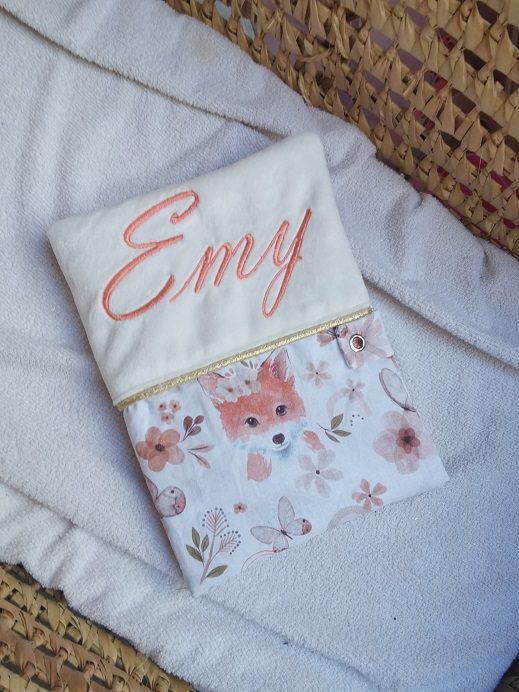 Créez votre protège carnet de santé personnalisé (style 2) – Image 3